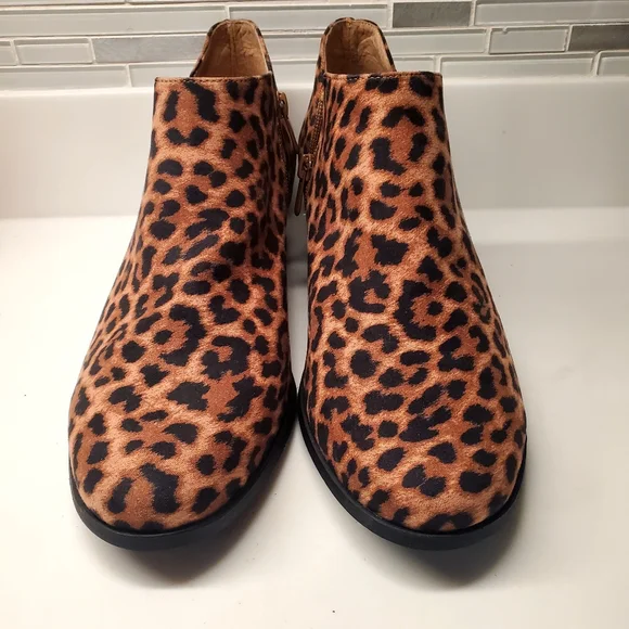 Leopard Print Ankle Boots size 11.5 by Torrid. - Picture 1 of 5